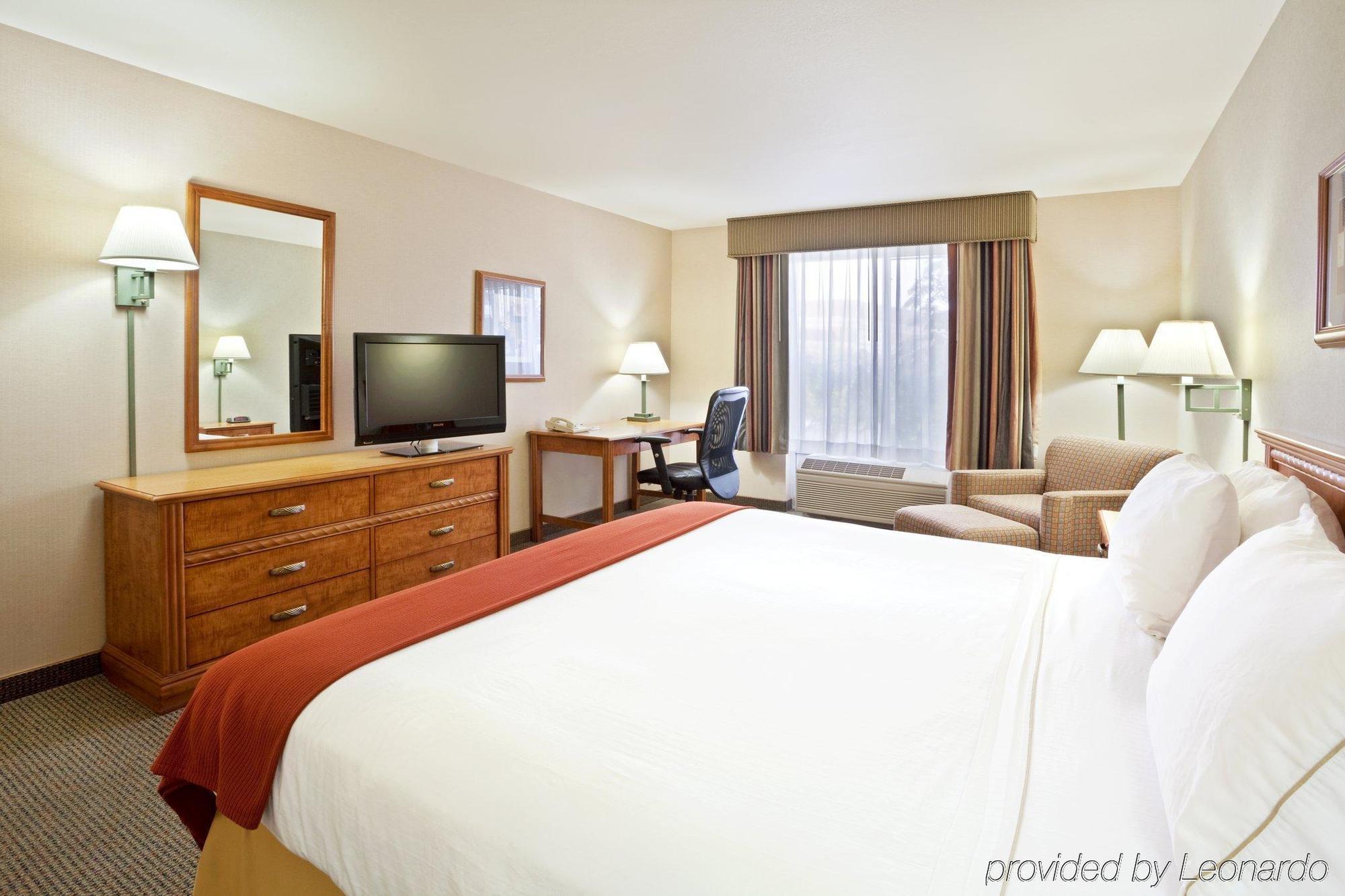 Holiday Inn Express Hotel & Suites Idaho Falls By Ihg Екстер'єр фото