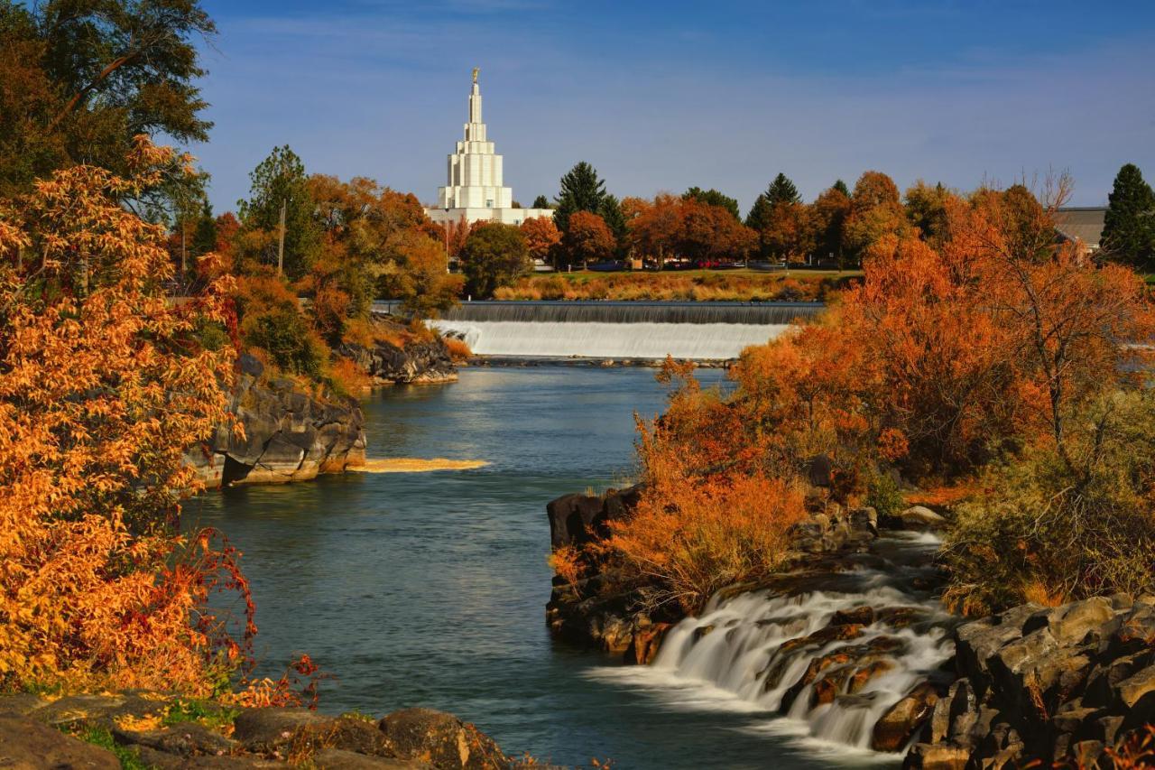 Holiday Inn Express Hotel & Suites Idaho Falls By Ihg Екстер'єр фото